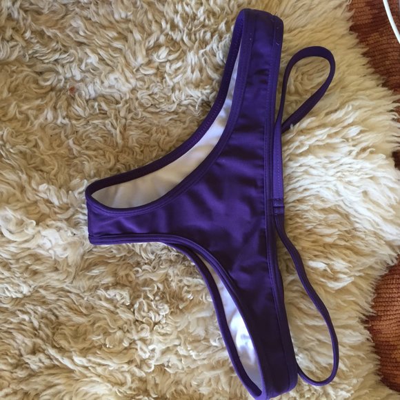 Lilikin Thong Bikini with Extra Strap Purple XS - Picture 4 of 4